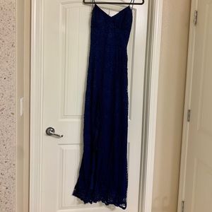 Long lace blue dress